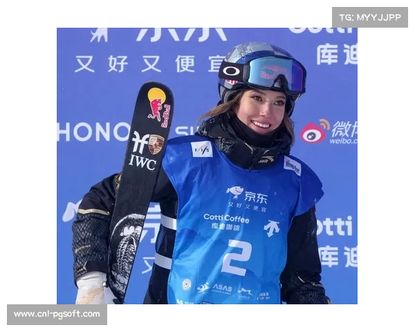 谷爱凌在国际雪联U型场地世界杯实现三连冠,称身体状态“前所未有的好” 谷爱凌在国际雪联U型场地世界杯实现三连冠,称身体状态“前所未有的好”